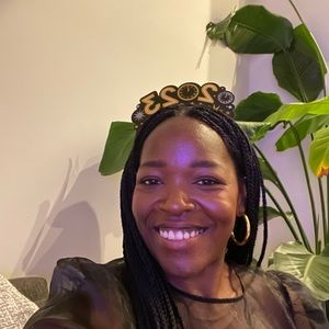 Meet your Posher, Victoria